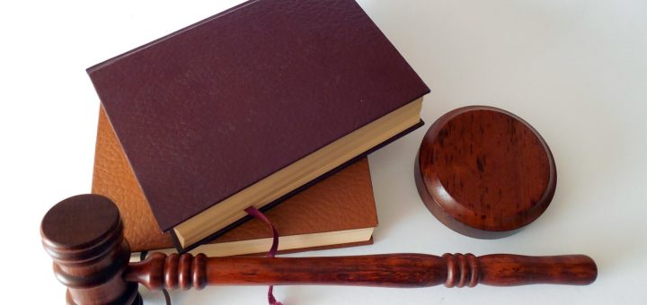 Quels critères pour trouver le bon avocat en droit privé et pénal ?